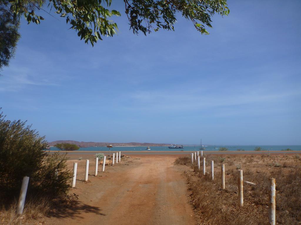 Dampier Mermaid Hotel Karratha Eksteriør billede