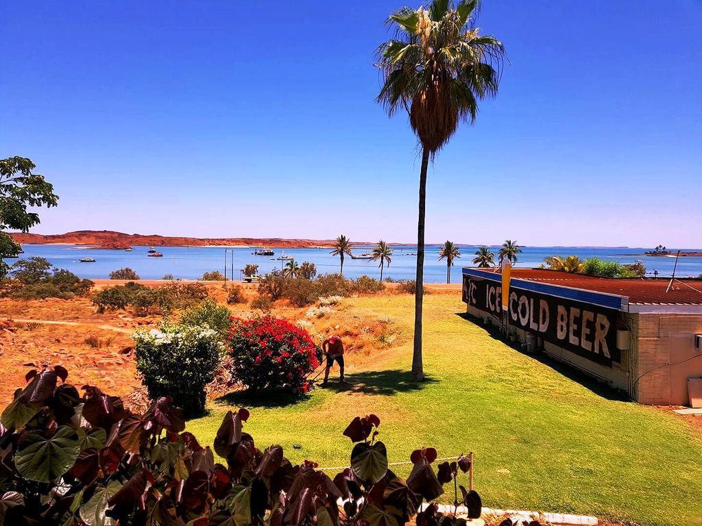 Dampier Mermaid Hotel Karratha Eksteriør billede